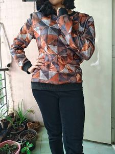 Geometric Print Crew Neck Sweatshirt