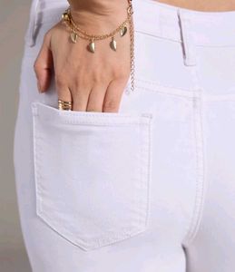 Classic White Skinny Jeans
