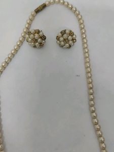 String Of White Beeds alongwith tops