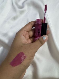 Plum lip gloss - Berry Shade
