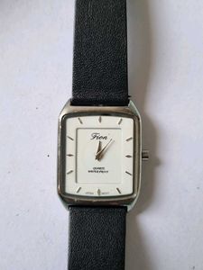 Elegant Fion Quartz Watch