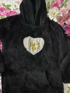 Cozy Black Fleece Hoodie - 'Summer Girl'