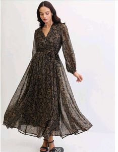 Femmella Black Leaf Print Maxi Dress