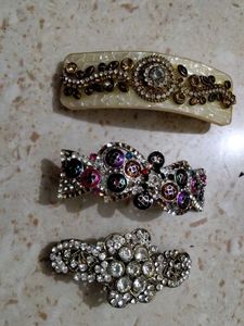 Set of 3 Embellished Hair Clips