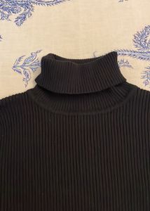 Black Polo Neck Cotton Pull Over