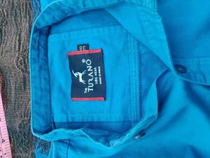 selling shirt good condition