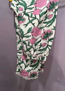 ✅ Floral Halter Dress