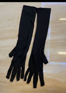 Elegant Black Gloves