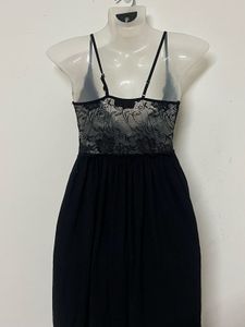 Pintresty Black Lace Trim Nightgown