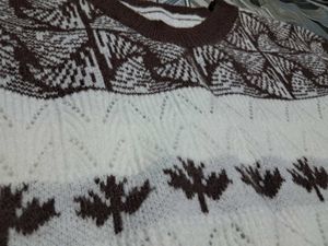 Vintage Brown &amp; White Geometric Knit Sweater