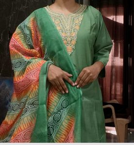 Beautiful Green Kurta with Printed Dupatta