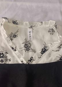 Korean Floral Print Peplum Top