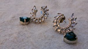 Ad Diamond 💎 Earring ( Fresh Stock)
