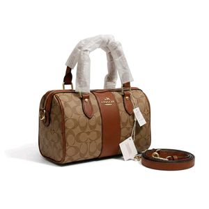 LATEST COACH SPEEDY**12A QUALITY**WITH DUSTCOVER