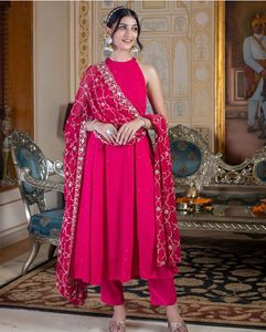 Elegant Pink Kurta Set with Dupatta