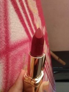 L'Oreal Paris Lipstick(free dilevery)
