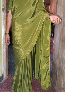 PLAIN CREPE SAREE WITH BLOUSE STITCHED