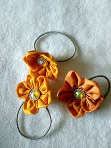Hand made hair scrunchie- yellow cotton silk