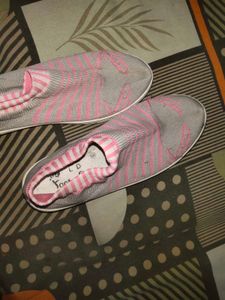 Women Shoes Never Used