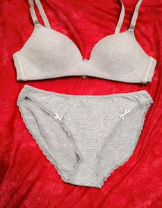 Very Beautiful And Comfortable Bra With Brief