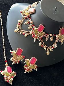 Stunning Indian Jewelry Set