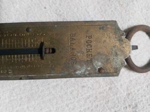 Vintage Pocket Balance Scale