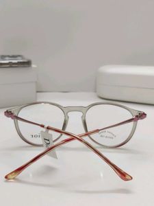 Elegant Dior Eye frame