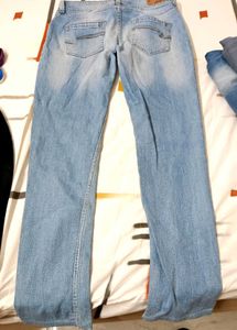 Low rise levis Denim jeans