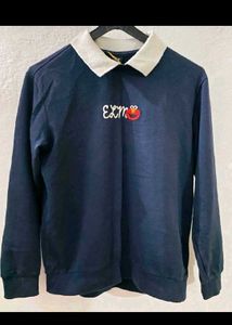 Casual Navy Blue Sweatshirt