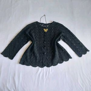 Elegant Black Crochet Cardigan 🌺