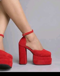 red 🍒 heels 👠