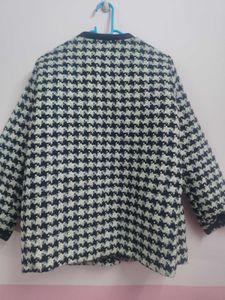 Chic Houndstooth Jacket