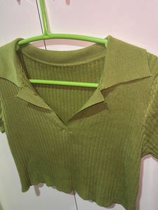 Green crop top