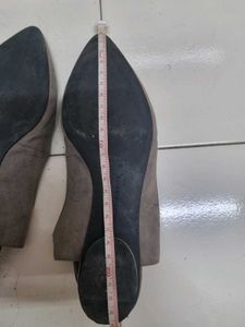 Original CHARLES &amp; KEITH PRELOVED MULES SIZE 23.9