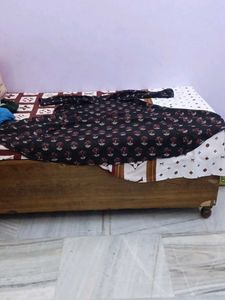 Stylish Floral Print srug