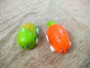 Cute Corn &amp; Carrot Pull-Back Toys
