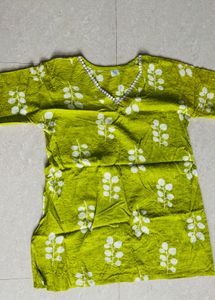 Green Leaf Print Kurta
