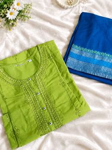 Avaasa Vibrant Kurta Set with Blue Bottoms