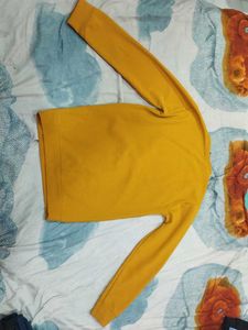 Yellow Crew Neck Sweatshirt