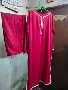 Elegant MaroonKurta Set
