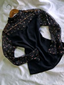 ⚡️Sheer Floral Mock Neck Top⚡️
