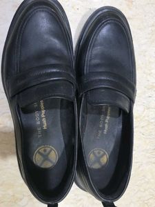 hush puppies Black Leather Loafers women