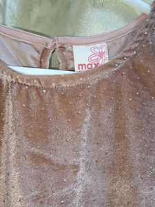🌟Sparkly Velvet Flutter Sleeve Top🤩