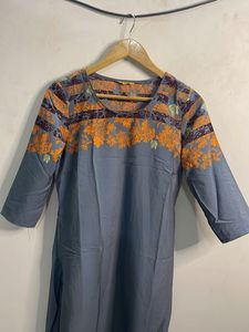 Grey Kurta with Orange Floral Print