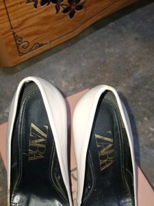 ZARA White Pointed Toe Heels