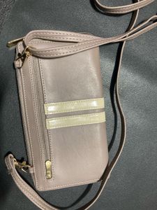 Baggit Tan Leather Wallet sling ‼️Sale