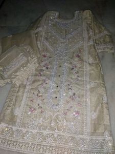 Elegant Embroidered Kurta Set with Dupatta