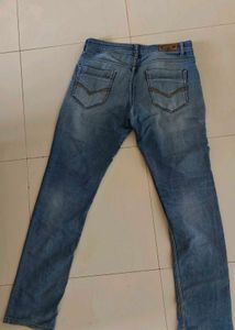 Men's Light Wash Denim Jeans