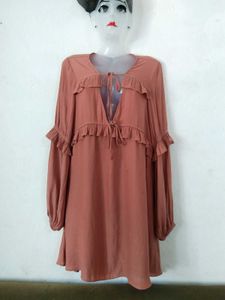 OFFER SALE 🎉 forever 21 Chic Ruffled V-Neck Dress