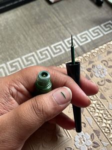 Zudio green eyeliner